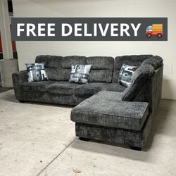 Gray Sectional Couch 🛋️- FREE DELIVERY 🚚 