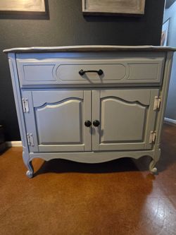 Accent Dresser/Drawer