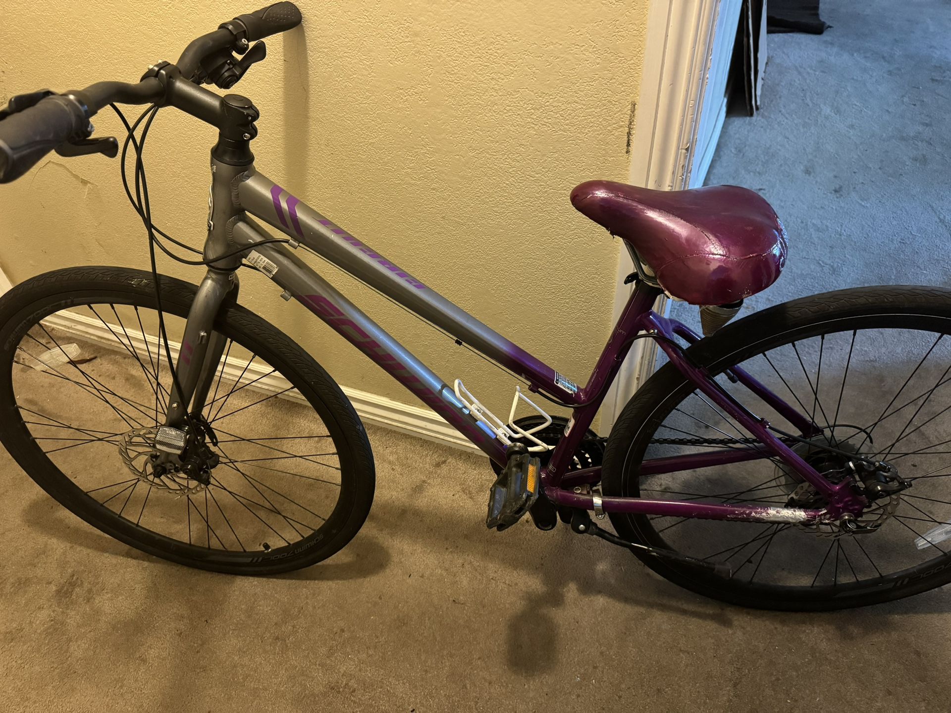 Schwinn Women’s Bicycle $65 Hybrid