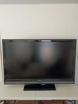 FREE Sharp Aquos 52" LCD TV, No remote or power cord