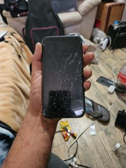 Crack I Phone. Taking Offers