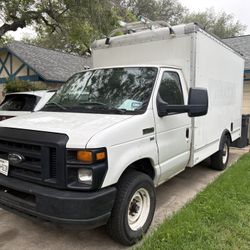 2014 Ford E-350