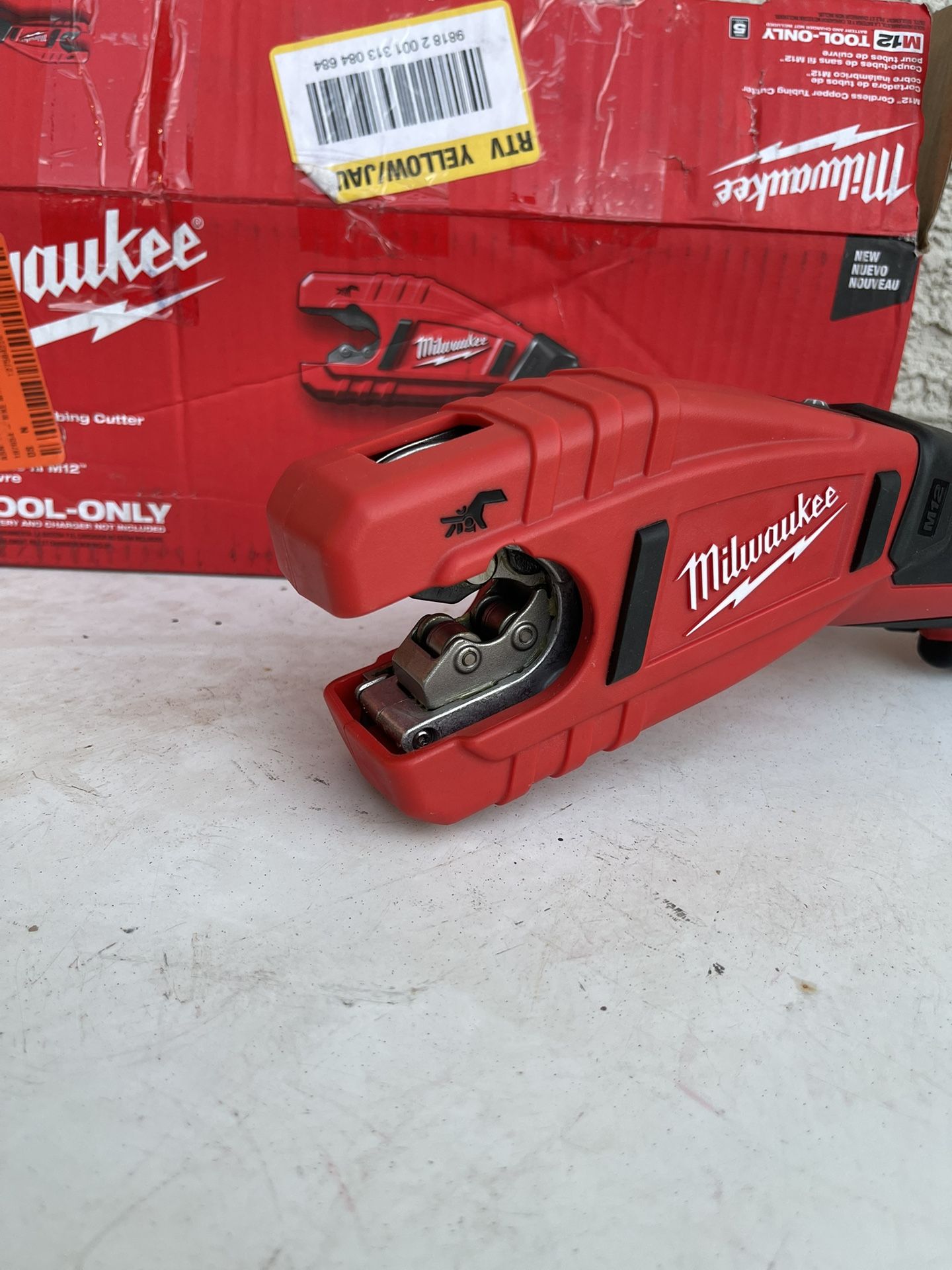 M12 12V Lithium-Ion Cordless Copper Tubing Cutter (Tool-Only