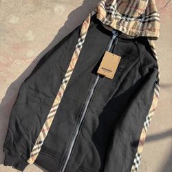 BURBERRY HOODIE