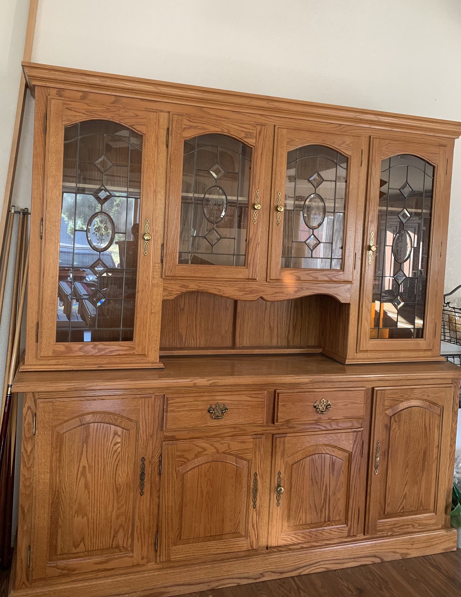Hutch Cabinet