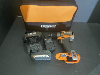 18V Brushless Compact Drill With Battery And Charger