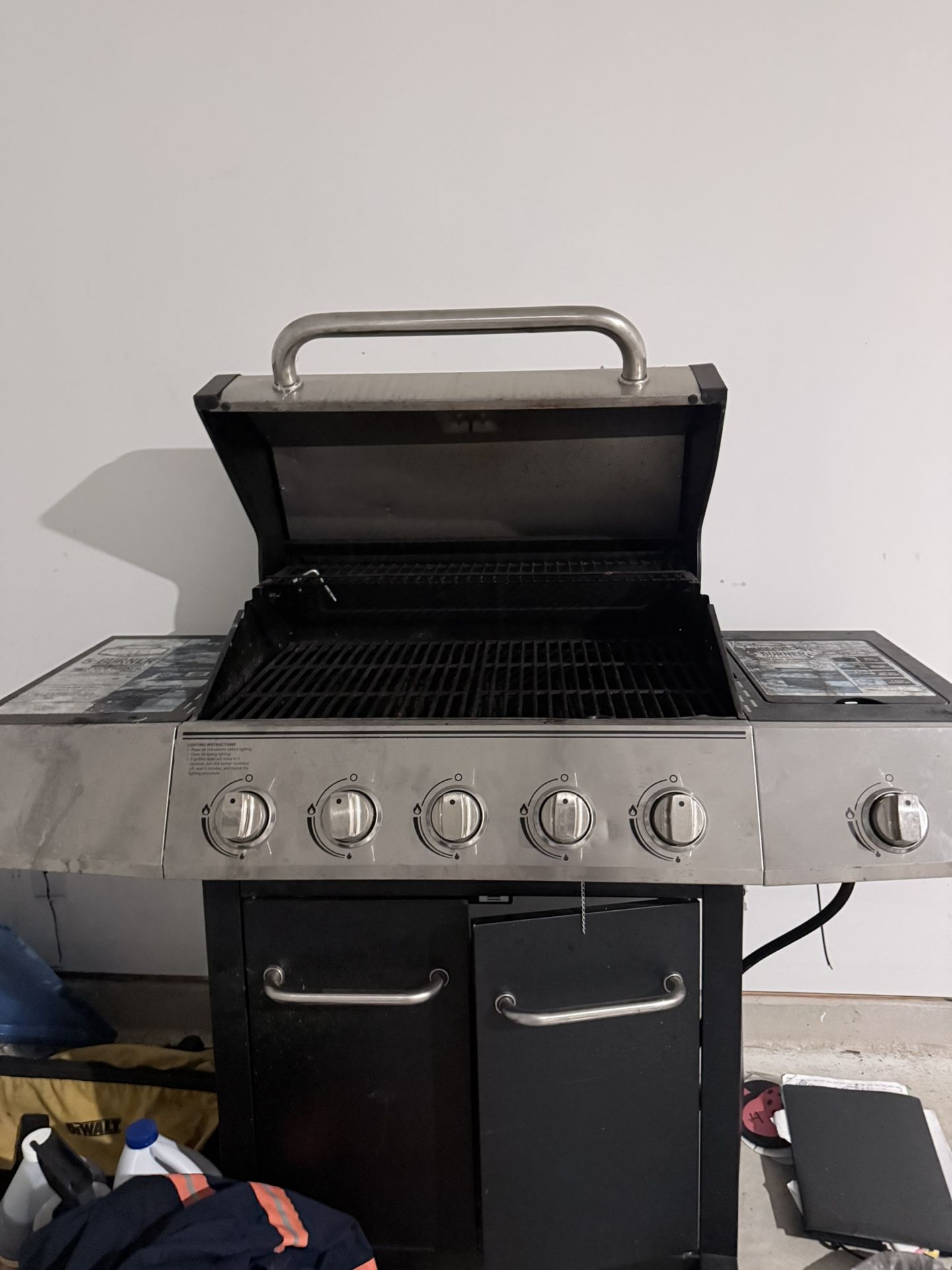 6 Burner Grill $100 Obo