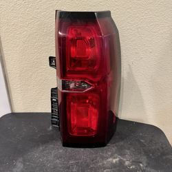 2015 To 2020 CHEVY TAHOE TAIL LIGHT RH