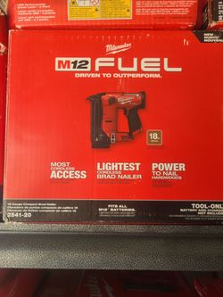 Milwaukee M12 FUEL 18 Gauge Brad Nailer