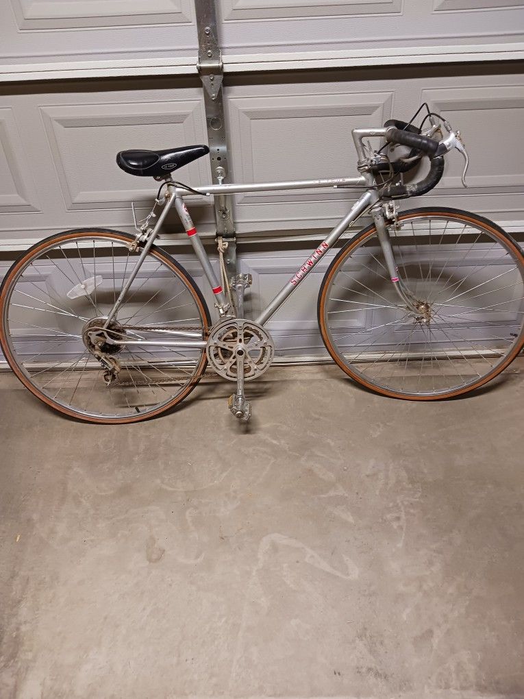 Schwinn Le Tour Bike