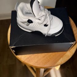 Jordan Retro 4