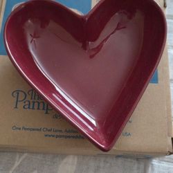 Pampered Chef Heart Dish