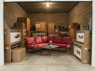 New inbox patio set with cushions