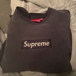 Supreme Crewneck