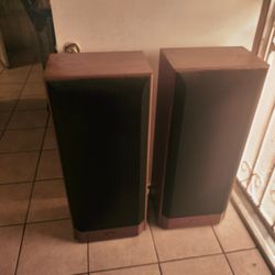 Two Pioneer Home Audio Speakers 