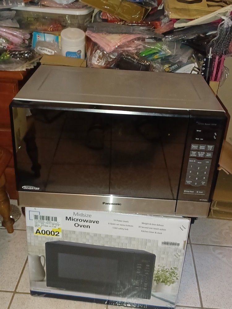Panasonic 1200W Microwave Ovan