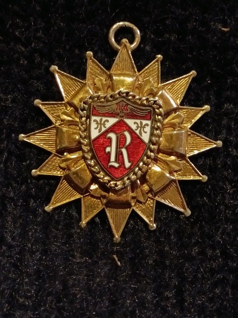 Gold Tone Medallion Coat Of Arms 