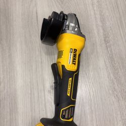 🟡DeWalt 20V Brushless 4.5 in. Paddle Switch Angle Grinder