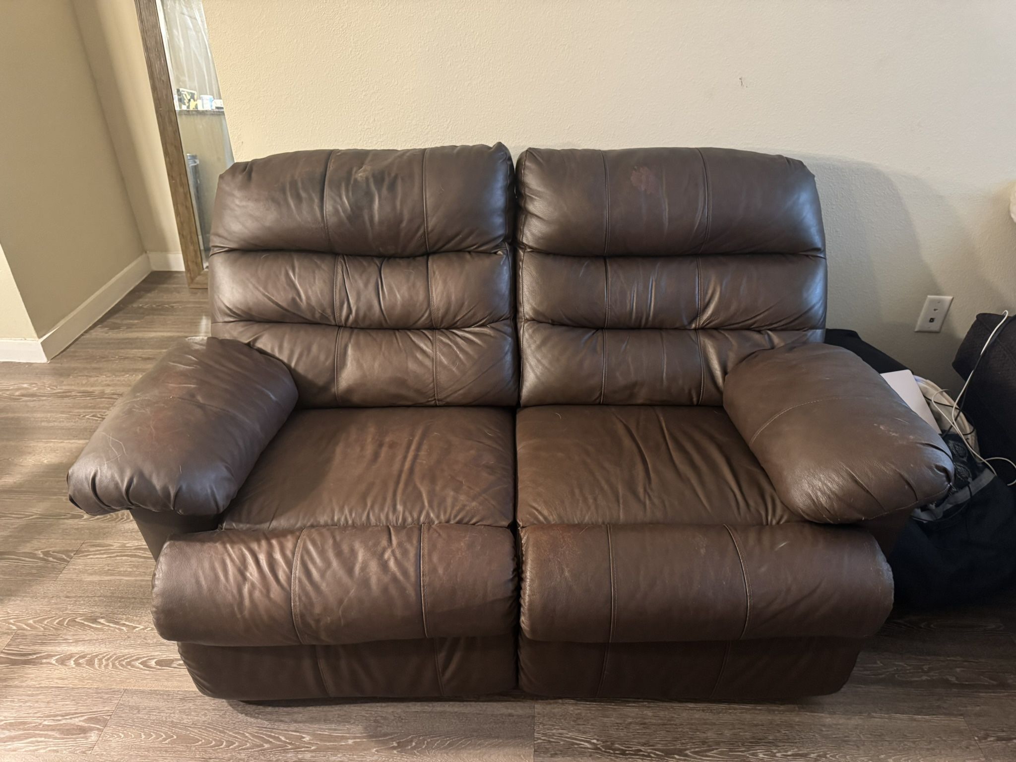 Leather Love Seat And Recliner