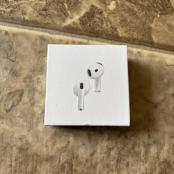 Airpods 4th Generation with active noise cancellation 