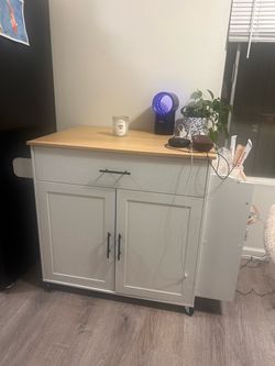 Rolling island/bar cart