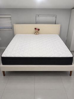 Cama king nueva en buen estado