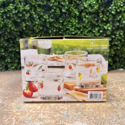 4 piece of fruit cups