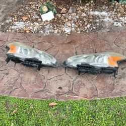 Headlights Nissan Altima