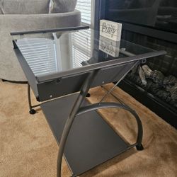 Modern Glass Top Desk – Metal Frame – Work From Home – Delivery Available
