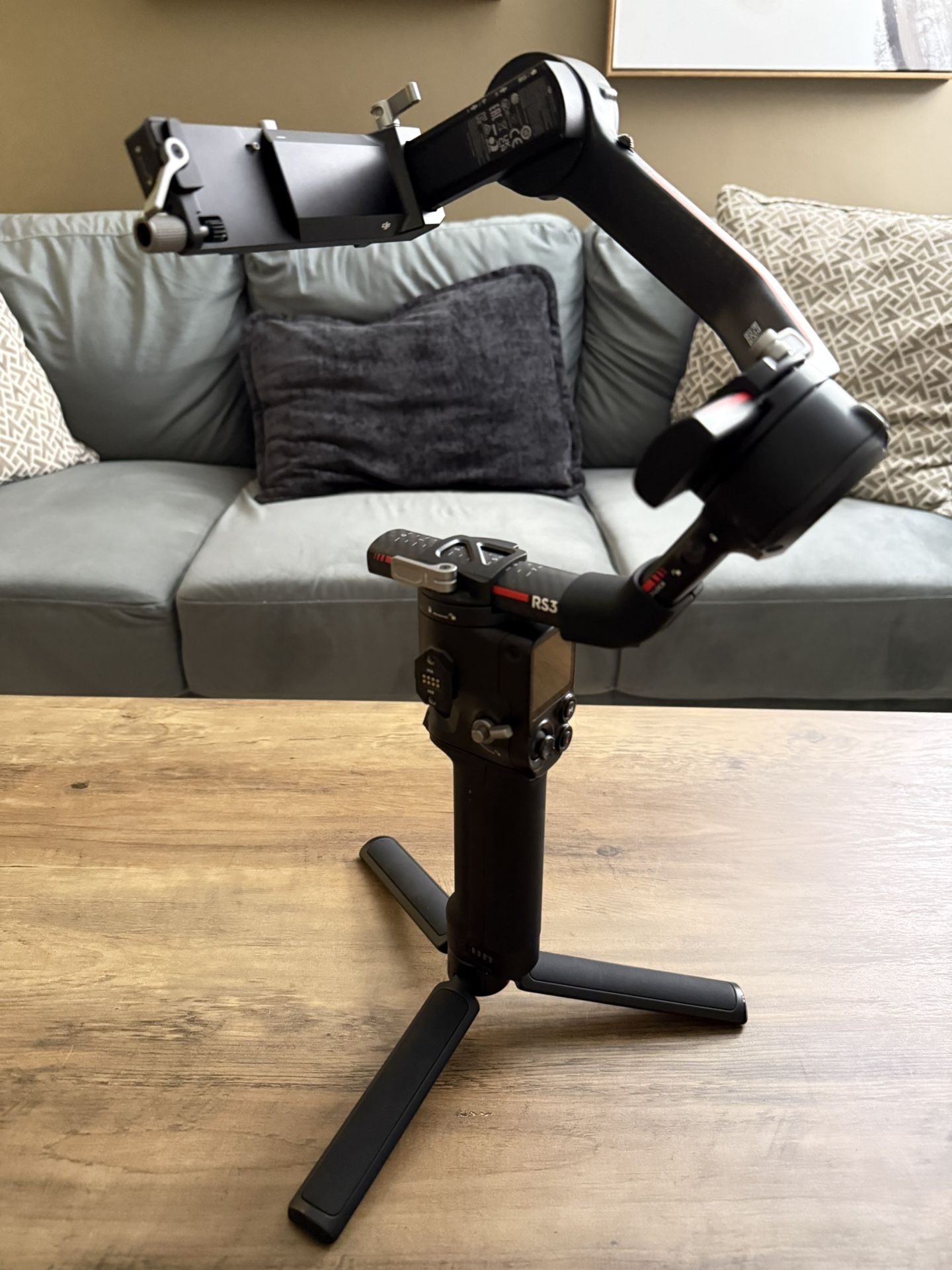 DJI RS3 Pro Gimbal Camera Stabilizer w/ RavenEye