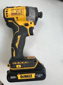DeWalt Combo Drill Set – Great Working Condition