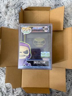 Pop! Skeletor (Translucent) with Pop! Protector
