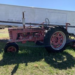 Farmall H Tractor