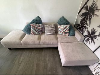 Lasharon Upholstered L-Shaped Sectional