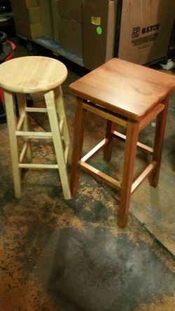 STOOLS PAIR