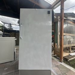 Upright freezer