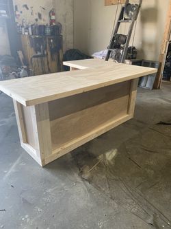 Custom executive rustic desk. Many sizes and colors available.