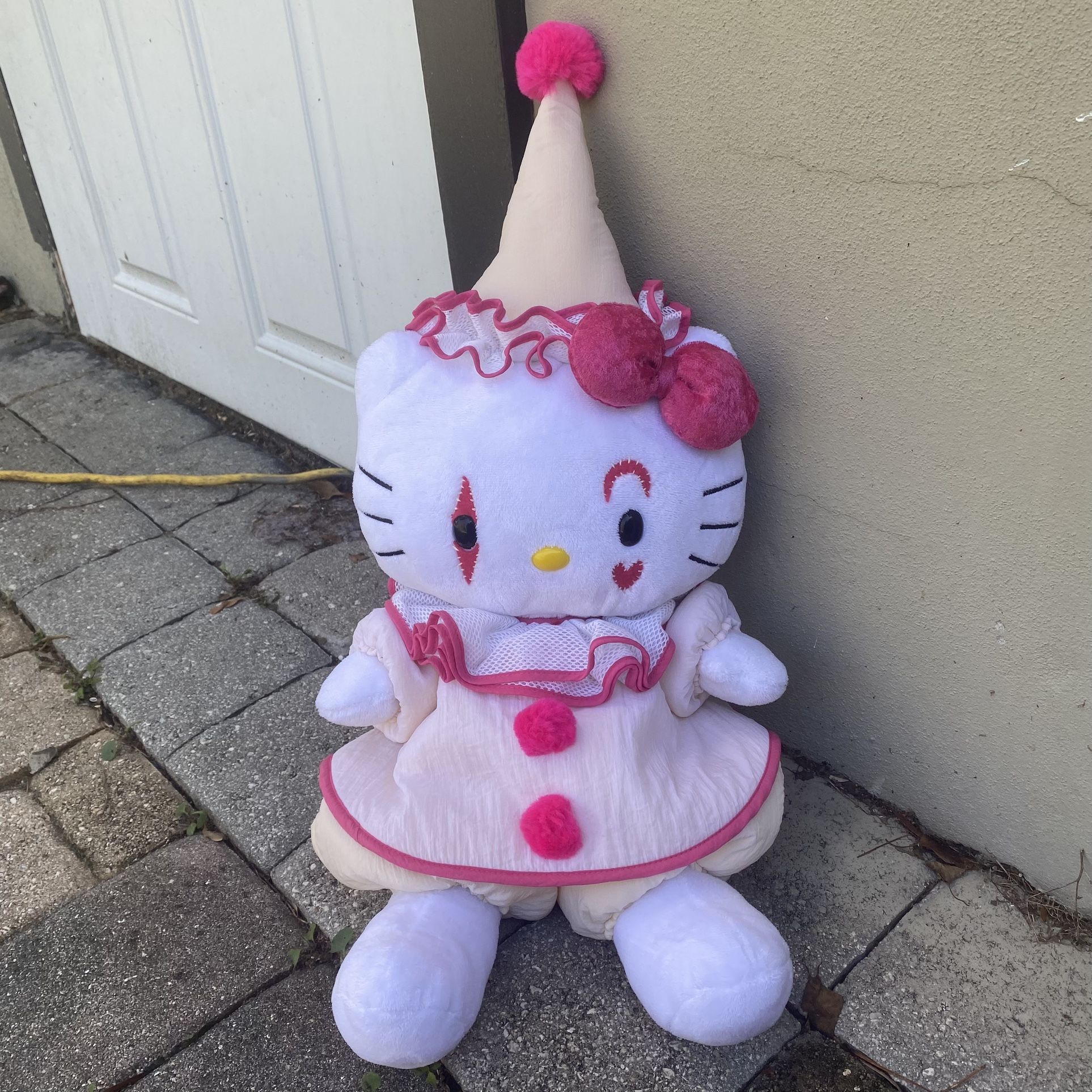 hello kitty clown build a bear