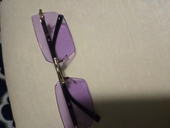BRAND NEW Frameless purple shades black frame