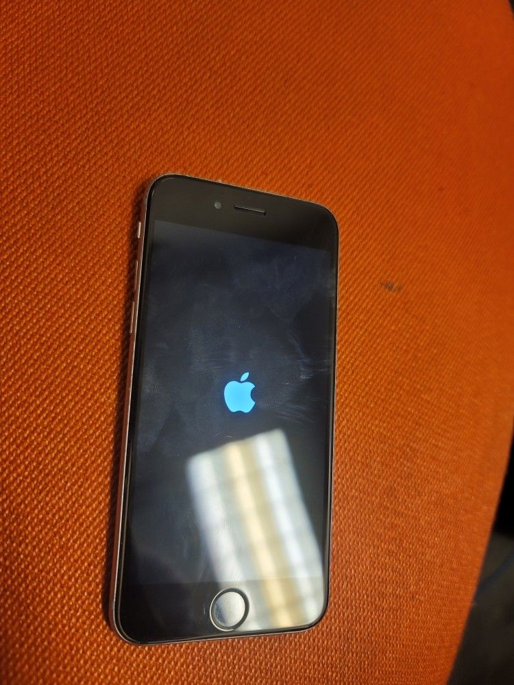 Unlocked IPhone 6s 32gb