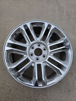 Cadillac escalade rim