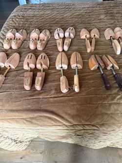 Men’s wood shoe trees