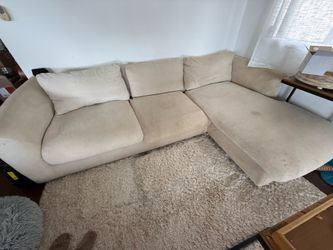 VALYOU furniture Feathers Sectional with right side facing chaise