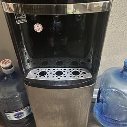 Dispenser Water 