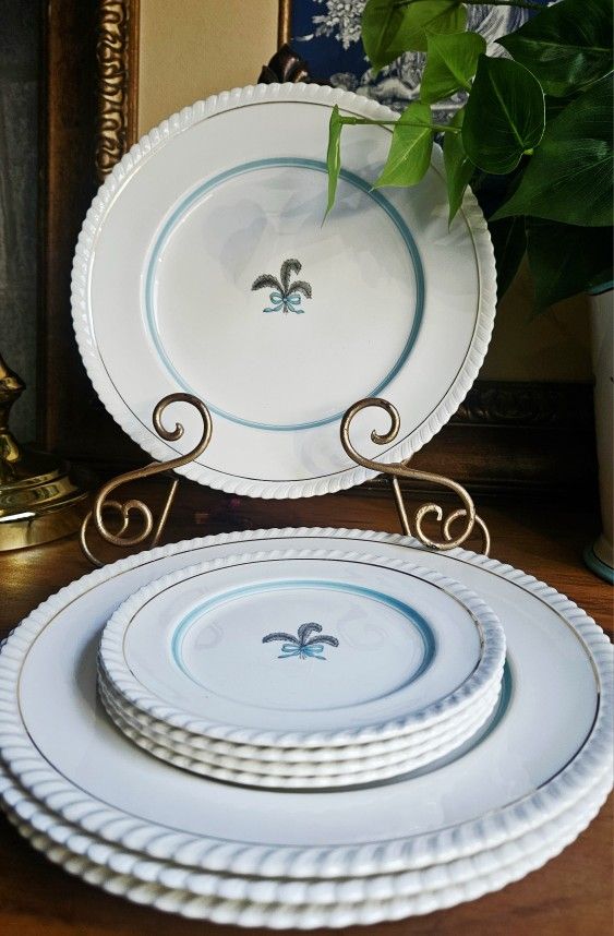 Vintage Set 4 Dinner & Salad/ Bread Butter Side Plates - Johnson Bros English Wales
