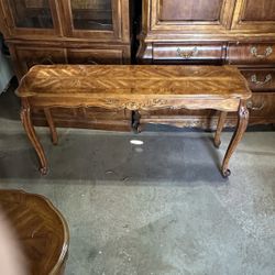 Hammary Vintage Console Table 1983 French Country