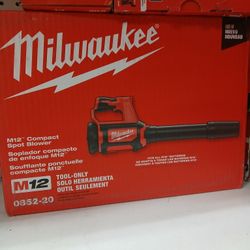 Milwaukee New Blower 12M