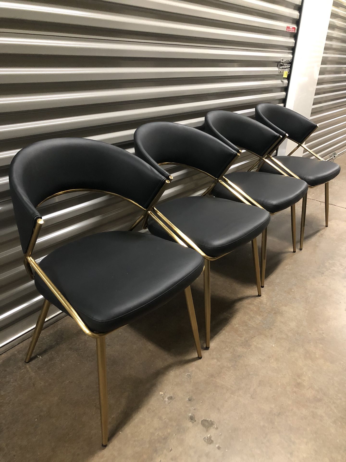 Jie Dining Chairs β Set of 4 β¨