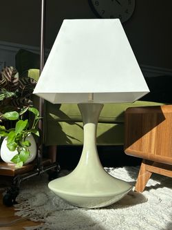 Vintage mid-century modern table lamp.