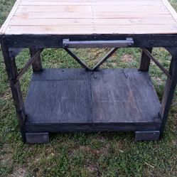 Outdoor Table / Bar-be-que Console 